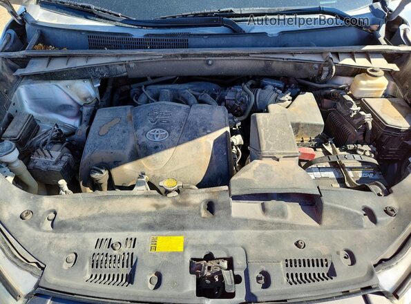 5TDKZRFH3HS514109 2017 TOYOTA HIGHLANDER Silver 