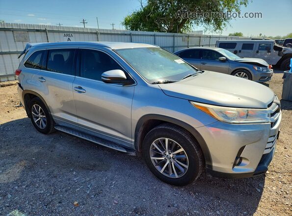 5TDKZRFH3HS514109 2017 TOYOTA HIGHLANDER Silver 