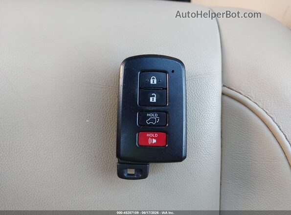 5TDKZRFH3HS515910 2017 TOYOTA HIGHLANDER Black Вид панелі приладів