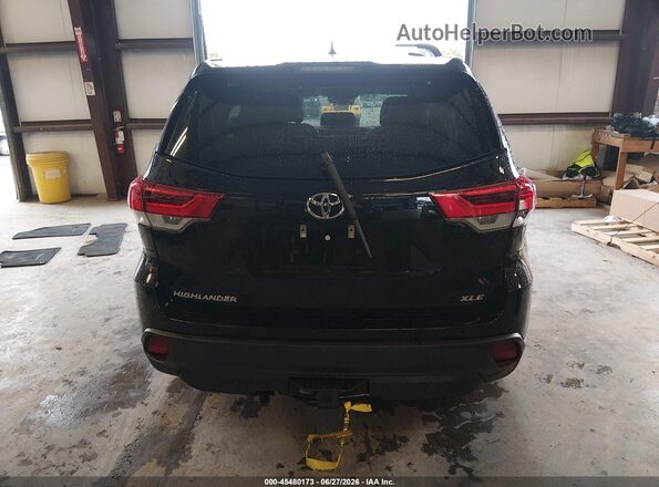 5TDKZRFH3JS528856 2018 TOYOTA HIGHLANDER Black 