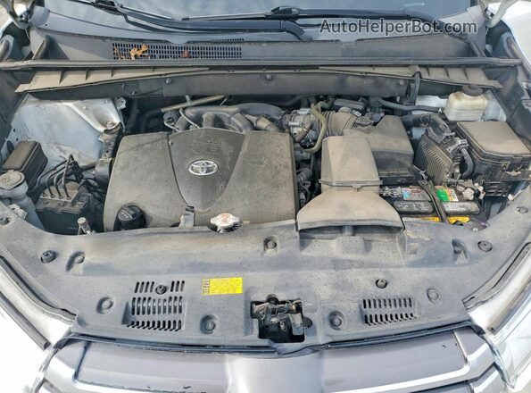 5TDKZRFH3JS530154 2018 TOYOTA HIGHLANDER White Вид підкапотного простору