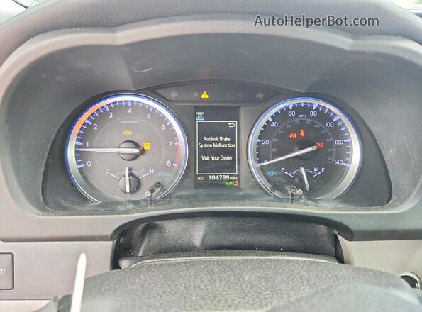 5TDKZRFH3KS334149 2019 TOYOTA HIGHLANDER Silver Vista del cuadro de instrumentos