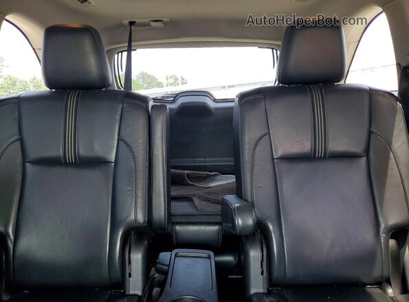 5TDKZRFH4HS517701 2017 TOYOTA HIGHLANDER Silver 