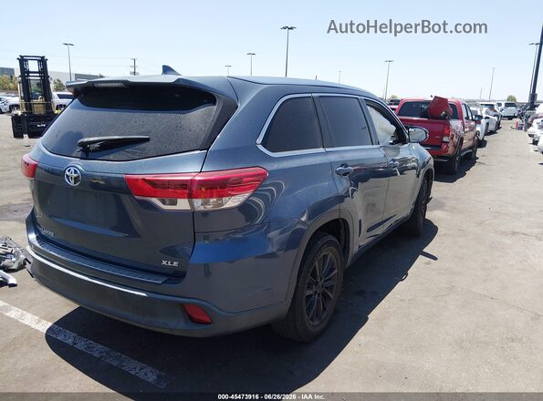 5TDKZRFH4HS522526 2017 TOYOTA HIGHLANDER Синий Задняя правая четверть