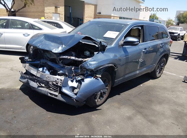 5TDKZRFH4HS522526 2017 TOYOTA HIGHLANDER Синий Передняя левая четверть