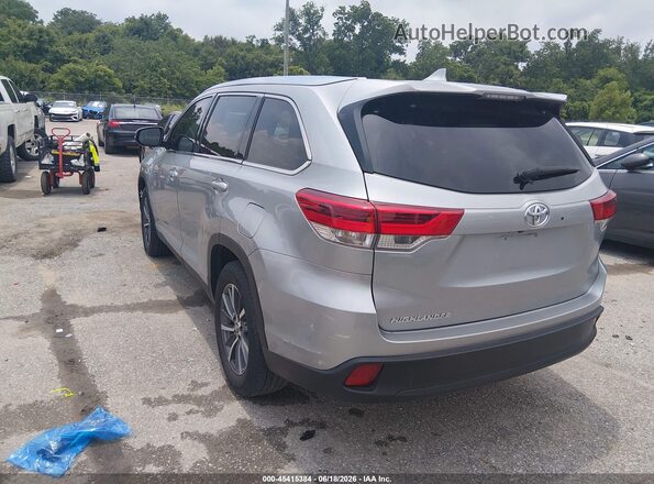 5TDKZRFH4KS355978 2019 TOYOTA HIGHLANDER Silver Rear left