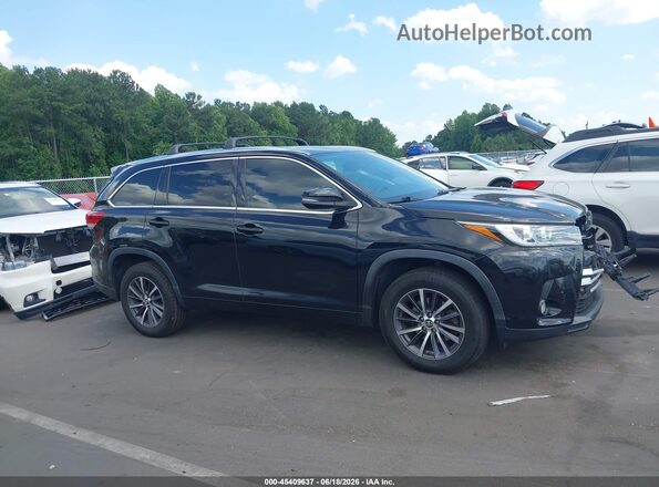 5TDKZRFH5HS516900 2017 TOYOTA HIGHLANDER Black Սալոնի հետևի տեսք