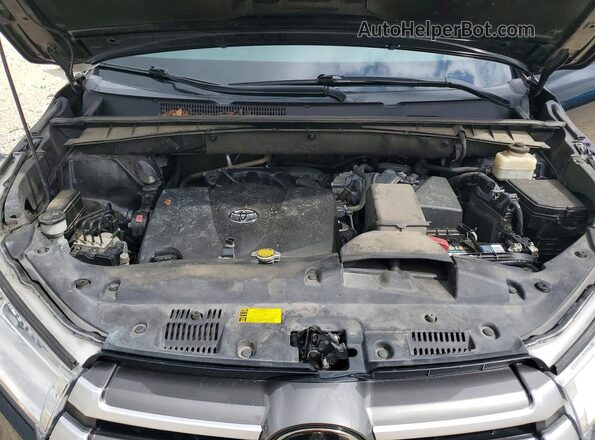 5TDKZRFH5HS520977 2017 TOYOTA HIGHLANDER Black Engine compartment view