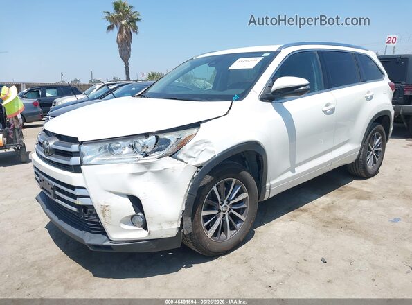 5TDKZRFH5JS538742 2018 TOYOTA HIGHLANDER White Vista tres cuartos delantera izquierda