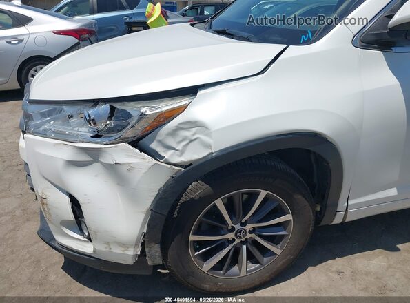5TDKZRFH5JS538742 2018 TOYOTA HIGHLANDER White Vista frontal