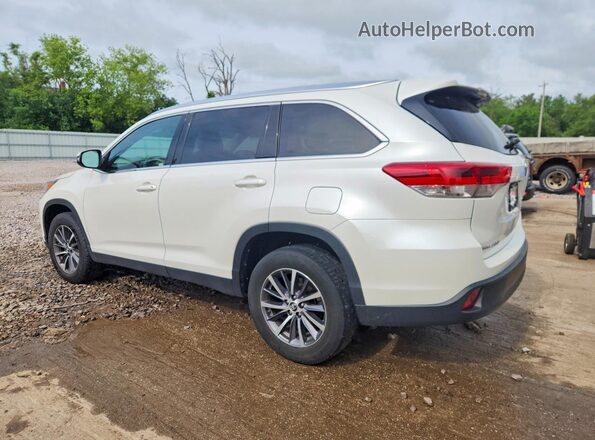 5TDKZRFH5KS560824 2019 TOYOTA HIGHLANDER White 