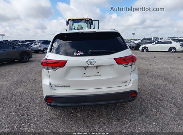 5TDKZRFH6KS556734 2019 TOYOTA HIGHLANDER White 