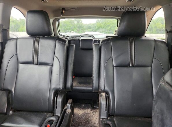 5TDKZRFH7HS194583 2017 TOYOTA HIGHLANDER Black Вид задніх сидінь