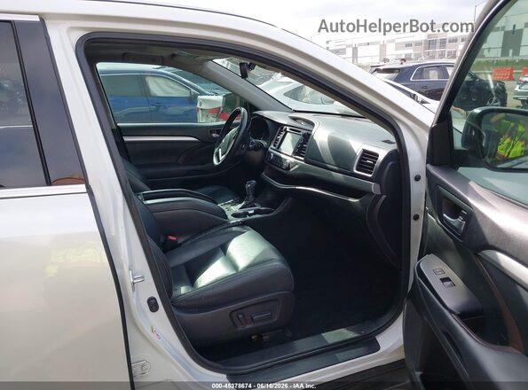 5TDKZRFH7HS510774 2017 TOYOTA HIGHLANDER White Вид салону спереду