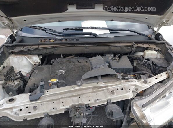 5TDKZRFH7HS510774 2017 TOYOTA HIGHLANDER White Вид ззаду