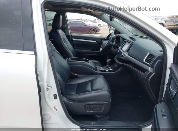 5TDKZRFH7HS520155 2017 TOYOTA HIGHLANDER White Вид салону спереду