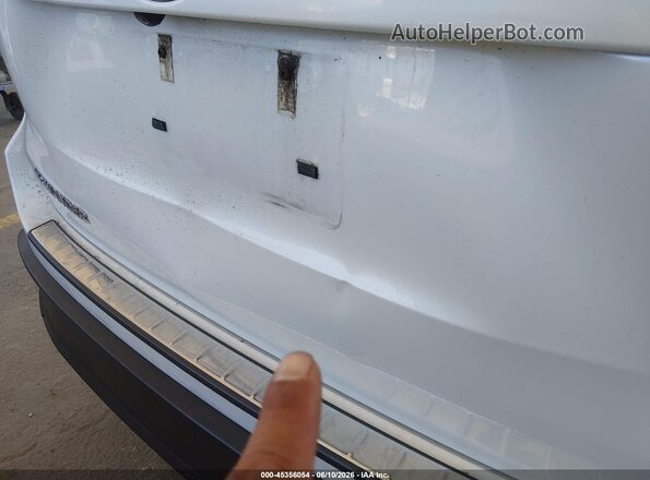 5TDKZRFH8HS511237 2017 TOYOTA HIGHLANDER Белый Вид щитка приборов