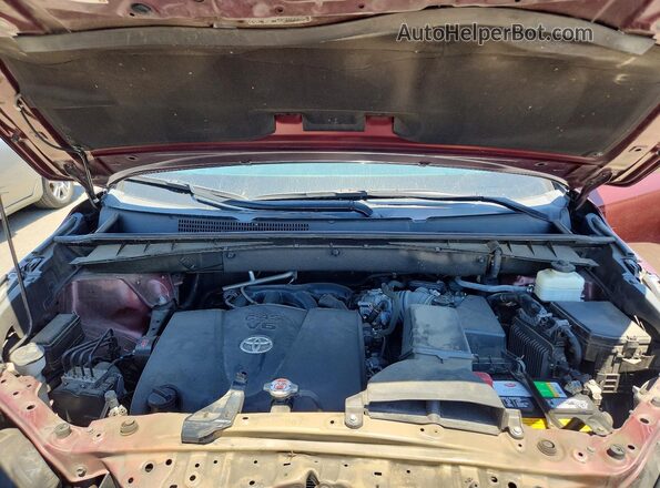 5TDKZRFH8JS275629 2018 TOYOTA HIGHLANDER Burgundy Vista del compartimento del motor