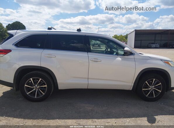 5TDKZRFH9JS534483 2018 TOYOTA HIGHLANDER White 360 interior view