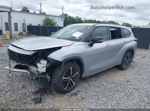 5TDLZRAH3MS041642 2021 TOYOTA HIGHLANDER Gray Vista tres cuartos delantera izquierda