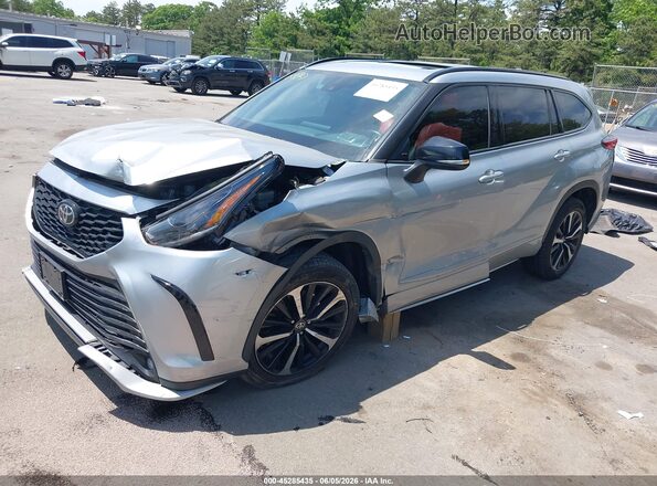 5TDLZRBH3MS069200 2021 TOYOTA HIGHLANDER Silver Front left
