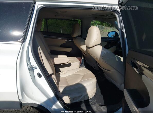 5TDXBRCH7LS004160 2020 TOYOTA HIGHLANDER White VIN sticker view