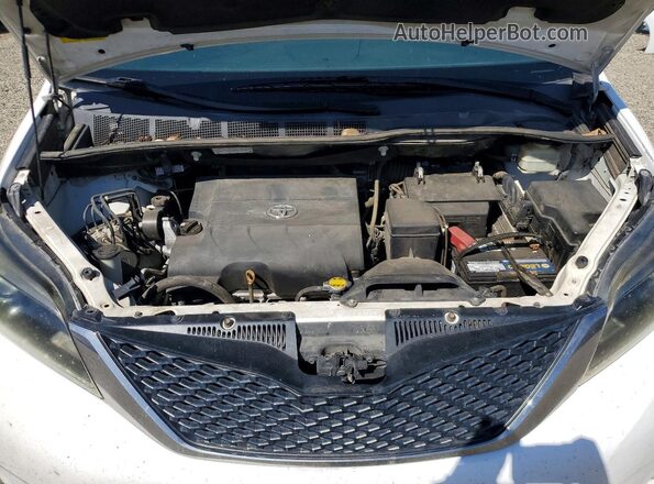 5TDXK3DC4GS742181 2016 TOYOTA SIENNA White Вид підкапотного простору