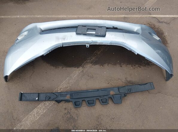 5TDXK3DC5GS766389 2016 TOYOTA SIENNA Silver Widok deski rozdzielczej