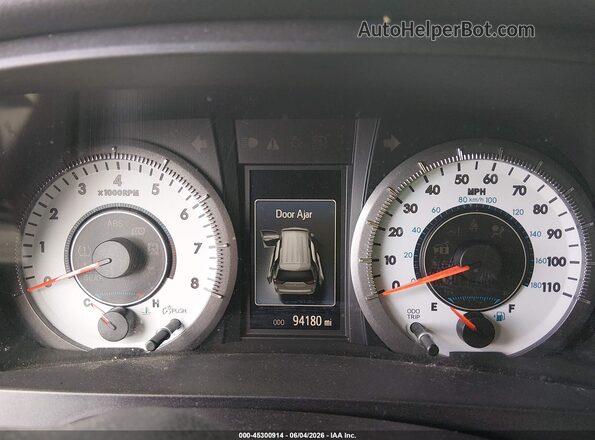 5TDXK3DC5GS766389 2016 TOYOTA SIENNA Silver Widok tylnych siedzeń
