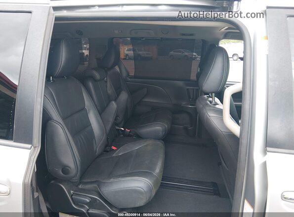 5TDXK3DC5GS766389 2016 TOYOTA SIENNA Silver Widok naklejki z numerem VIN