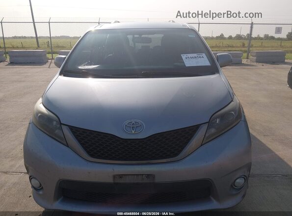 5TDXK3DC8GS714349 2016 TOYOTA SIENNA Gray ხელსაწყოთა პანელის ხედი