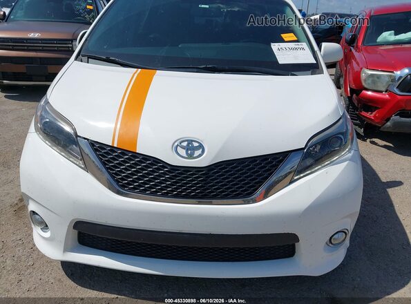 5TDXK3DCXGS708469 2016 TOYOTA SIENNA White Front view