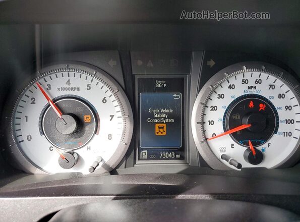 5TDXK3DCXGS764461 2016 TOYOTA SIENNA White Vista del cuadro de instrumentos