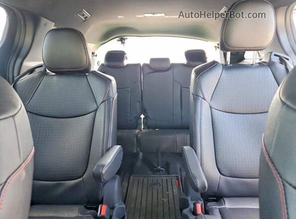 5TDXSKFC0TS229527 2026 TOYOTA SIENNA Gray უკანა სავარძლების ხედი