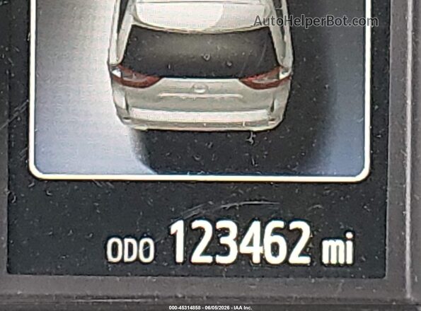 5TDXZ3DC0HS884234 2017 TOYOTA SIENNA Silver 