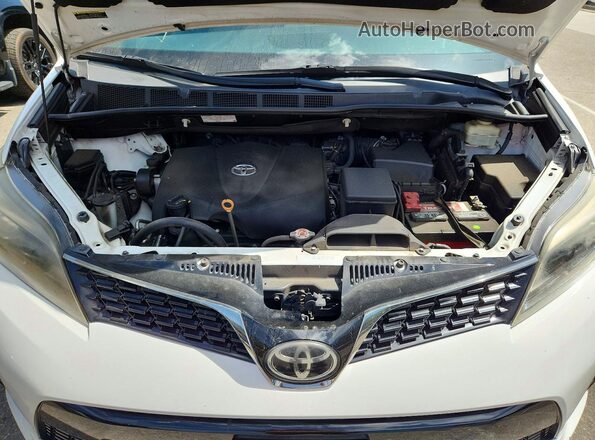5TDXZ3DC0JS921918 2018 TOYOTA SIENNA White Engine compartment view