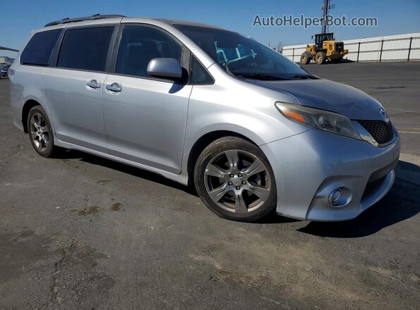 5TDXZ3DC1HS853090 2017 TOYOTA SIENNA Серебряный 