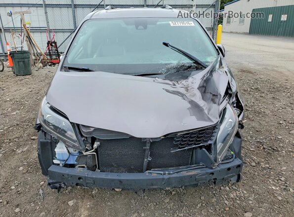 5TDXZ3DC1JS931101 2018 TOYOTA SIENNA Gray 