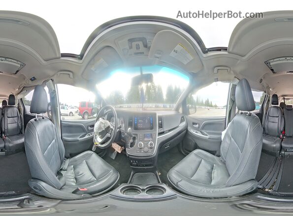 5TDXZ3DC4HS779261 2017 TOYOTA SIENNA Серый 