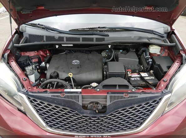 5TDXZ3DC5HS828967 2017 TOYOTA SIENNA Бордовый Вид сзади