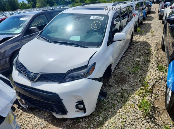 5TDXZ3DC5JS918612 2018 TOYOTA SIENNA White Front view