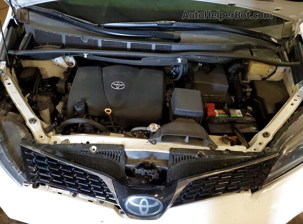 5TDXZ3DC5JS918612 2018 TOYOTA SIENNA White Engine compartment view