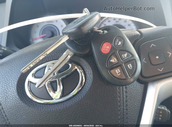 5TDXZ3DC6HS791511 2017 TOYOTA SIENNA Белый 