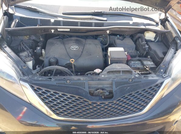 5TDXZ3DC6HS861802 2017 TOYOTA SIENNA Black Rear view