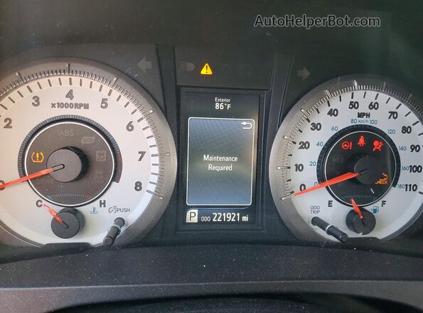 5TDXZ3DC7HS802418 2017 TOYOTA SIENNA Silver Vista del cuadro de instrumentos