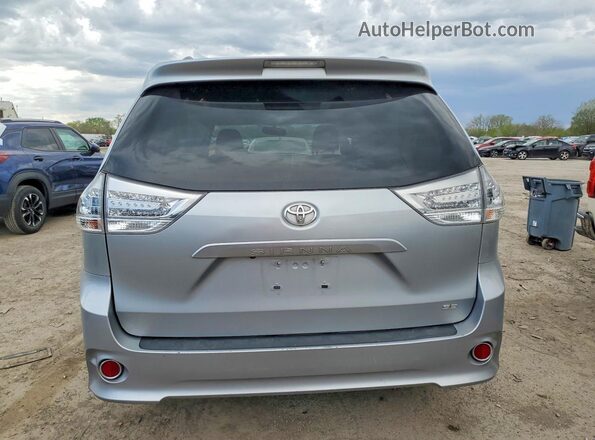 5TDXZ3DC7HS802418 2017 TOYOTA SIENNA Silver Vista trasera