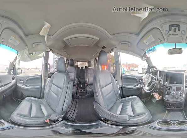 5TDXZ3DC9HS790658 2017 TOYOTA SIENNA Gray 