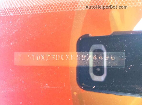 5TDXZ3DCXKS974496 2019 TOYOTA SIENNA Black 360 interior view