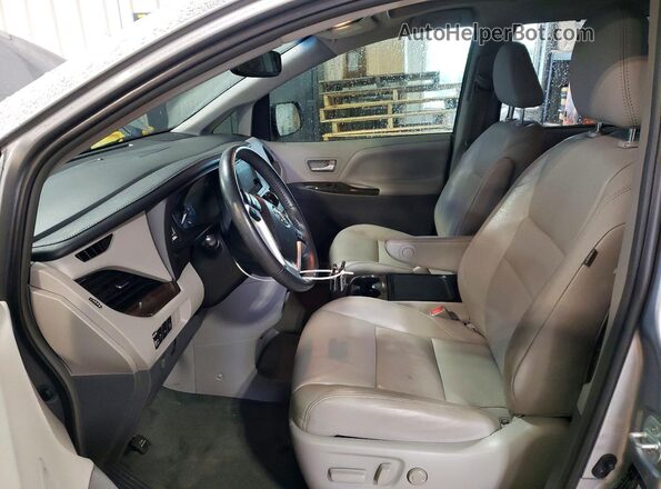 5TDYK3DC0GS749262 2016 TOYOTA SIENNA Gray Front interior view