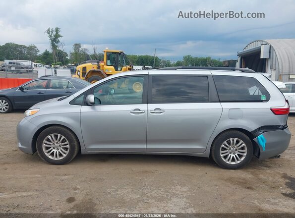 5TDYK3DC3GS746744 2016 TOYOTA SIENNA Blue Սալոնի 360 աստիճան տեսք